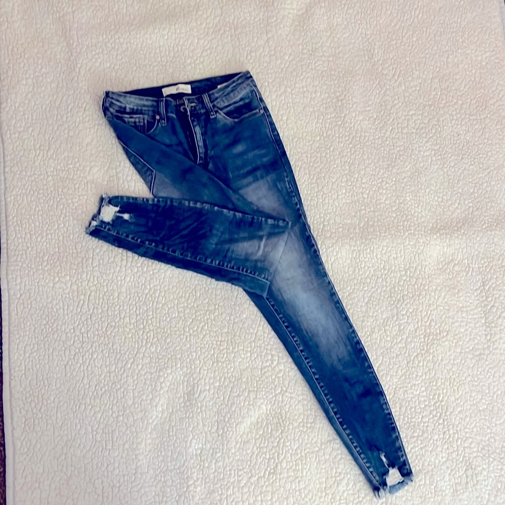 Kancan Skinnies ✨Closet Clean Out✨BUNDLE 3 STARRED ITEMS @ 15 each